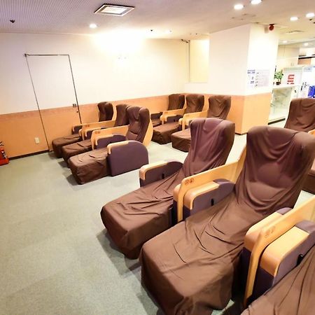 Capsule Hotel Asahi Plaza Shinsaibashi Osaka Exterior foto