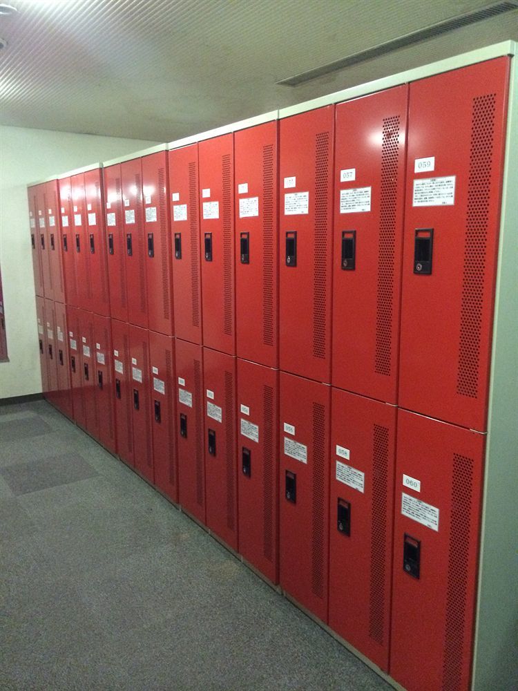 Capsule Hotel Asahi Plaza Shinsaibashi Osaka Exterior foto